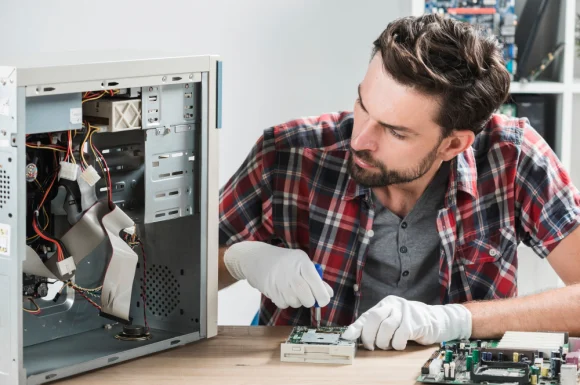 Profissionalizante de Assistente de Manutenção de Computadores